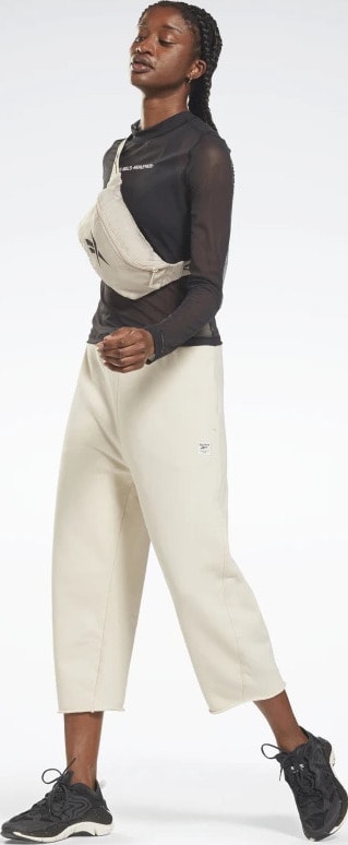 Reebok Les Mills Lightweight Layering Long Sleeve Shirt worn 2
